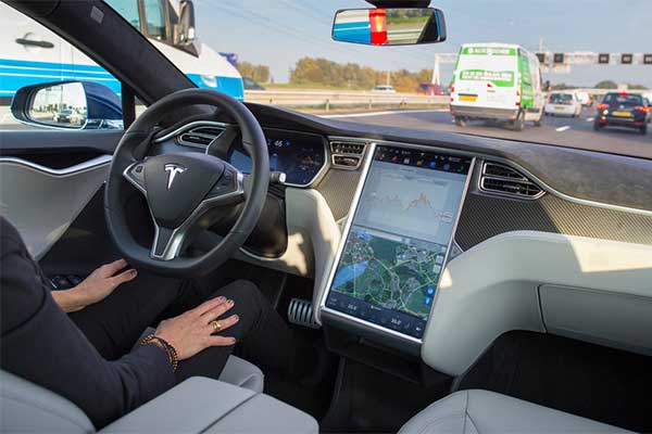 20260612-3fitur-full-self-driving.jpg